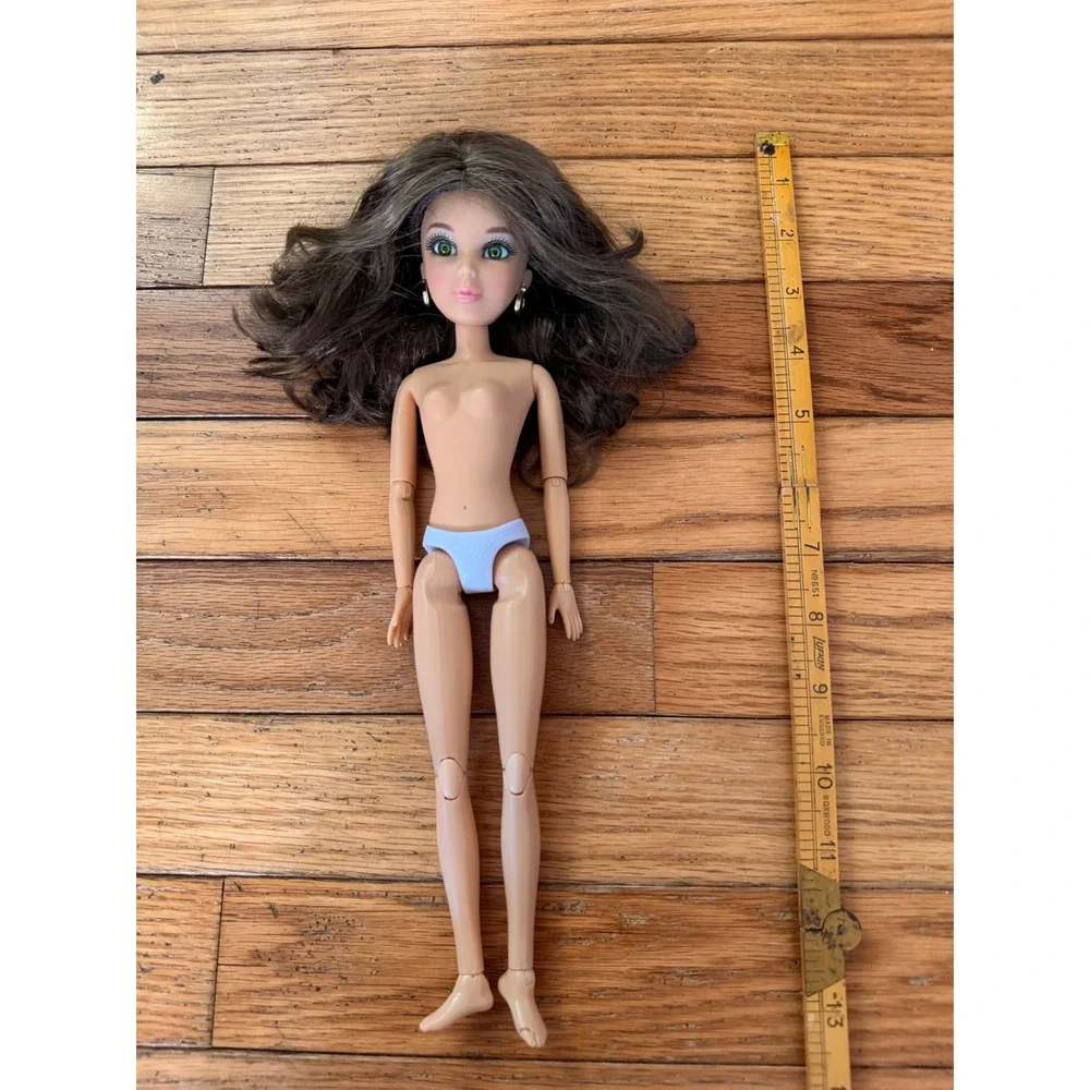 Spin Master Liv Doll Sophie 2009 Brunette Removable Wig Green Eyes Articulated‎